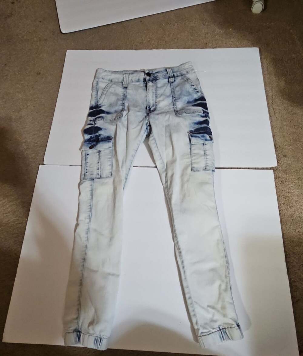 VIP Jeans Cargo Joggers Size 9/29 Acid Wash Denim Pants